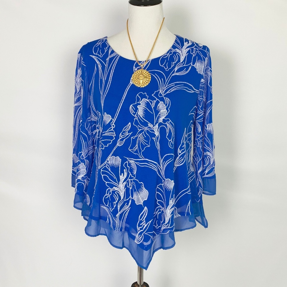 Long sleeve embroidered blue Alfani Top PL